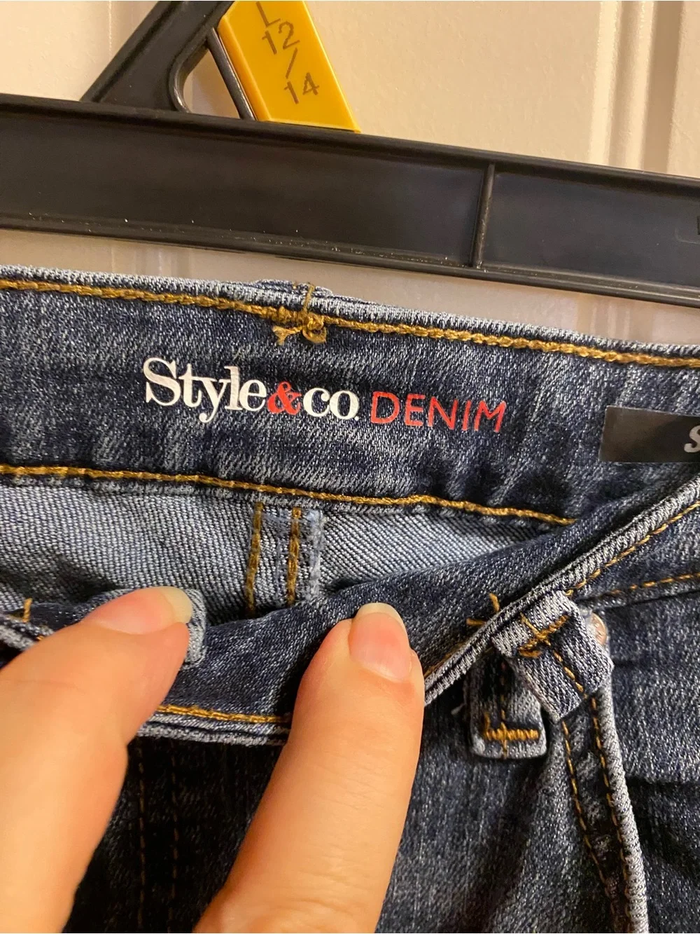 Style Co Jeans Shorts 14W Bermuda Blue Stretch Denim Cut Off Raw Hem